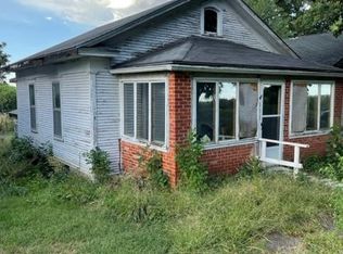 408 W Elm St, Skidmore, MO 64487