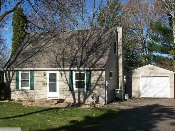 469 E 7th St, New Richmond, WI 54017