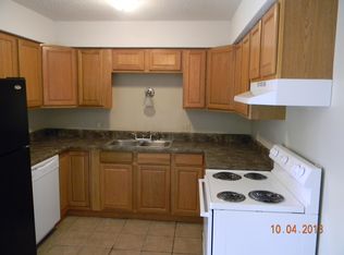 321 E North St APT C6, Warrensburg, MO 64093