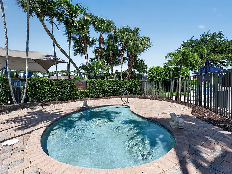 143 Isle Verde Way — Photo 44