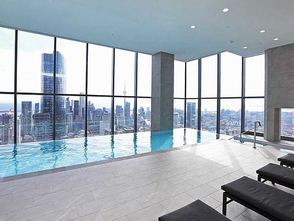 5th image of 7 Grenville St #2302
