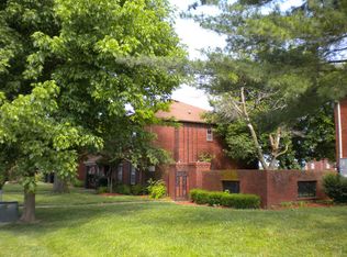 7402 Patrick Henry Rd APT 5, Louisville, KY 40214