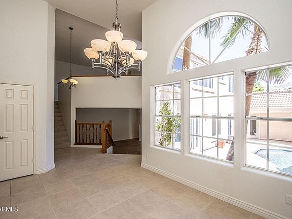 Entry and dinning area