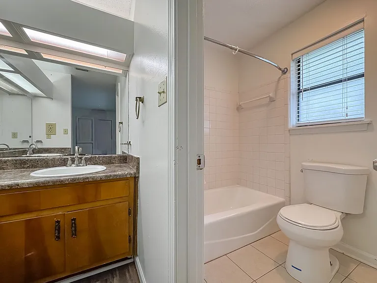 3735 Donovan Dr #A — Photo 25
