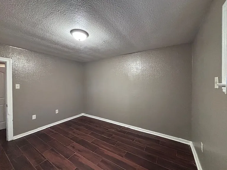 3906 S Barrow Dr — Photo 15
