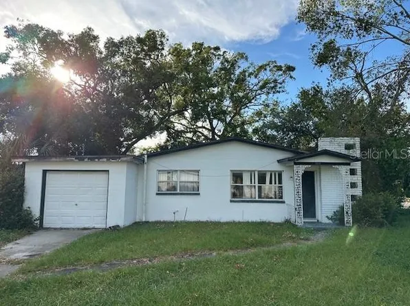2936 W Rogers Ave, Tampa, FL 33611