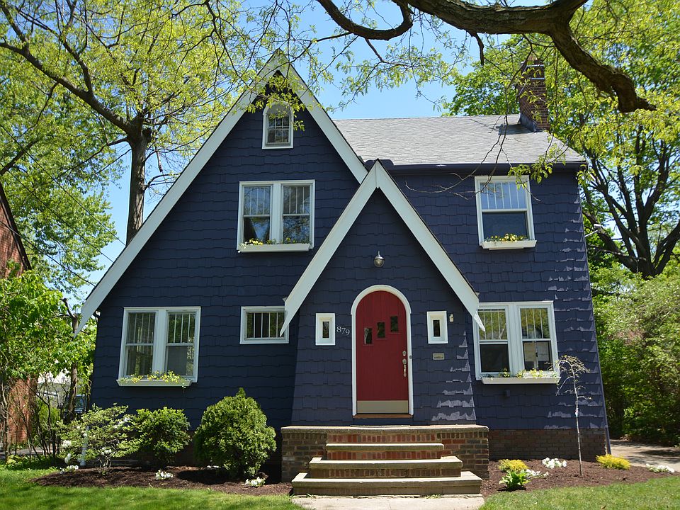 1st image of 879 Beverly Rd