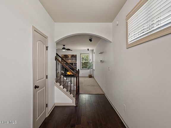 5th image of 420 Collinsworth Drive