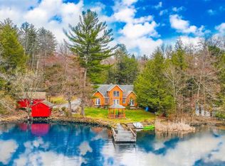 715 Taborton Rd, Sand Lake, NY 12153