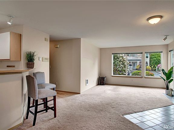 4th image of 9210 Market Pl Unit C101