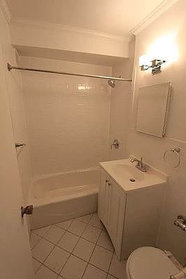 5th image of 144-87 41st Ave #608