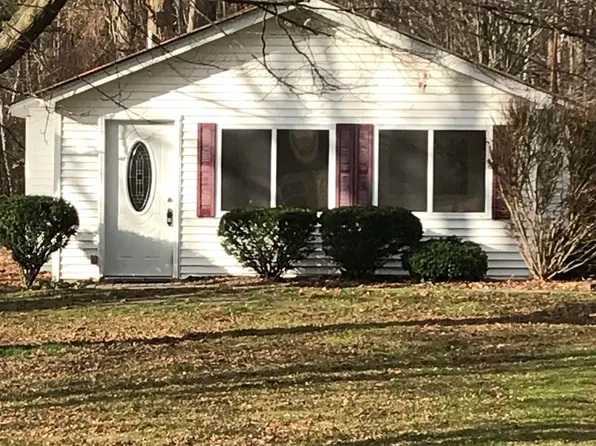2763 N Fordney Rd, Hemlock, MI 48626