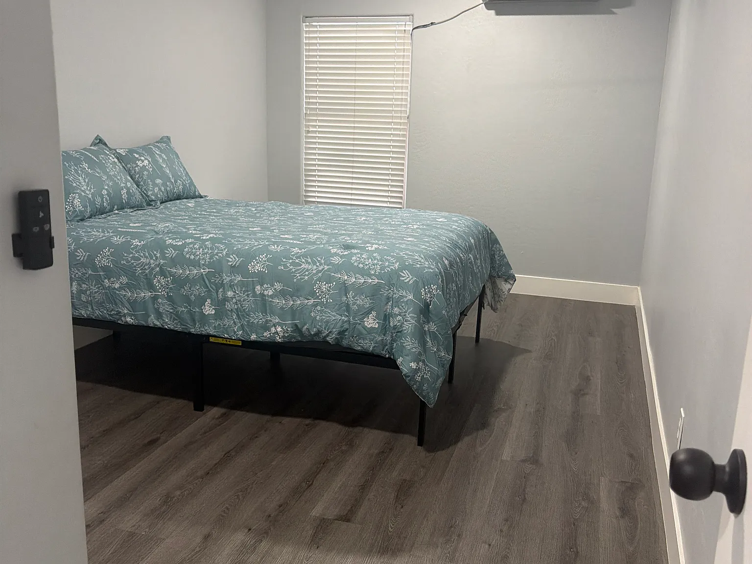 2 bed, 1.5 bath, $1,600 — Photo 4