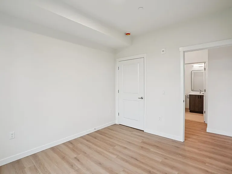 Hazel 78 — Photo 15