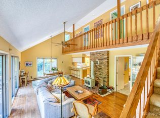 643 Patton Thicket Rd, Burnsville, NC 28714