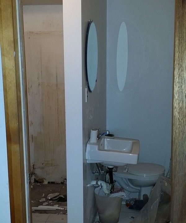 2nd image of 325 Canal St
