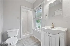 2 bed, 1.5 bath, 1000 sqft, $2,400 — Photo 2