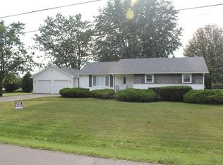 139 Elmwood Dr, Corunna, MI 48817