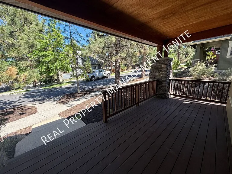 2447 NW Shields Dr — Photo 18