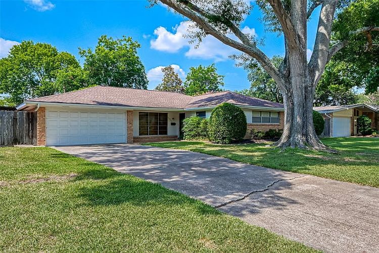 1st image of 5510 Briarbend Dr