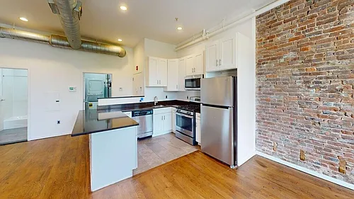 91 Halsey St Photo 1