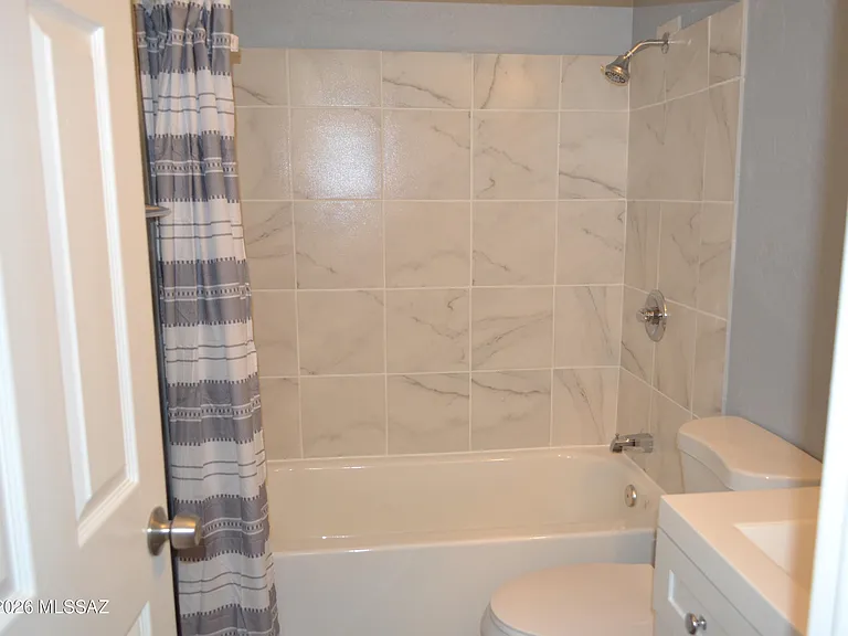 1902 S Montezuma Ave #C — Photo 16