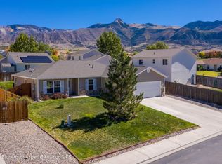 51 Cliff View Cir, Parachute, CO 81635