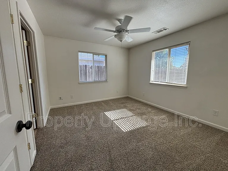 3745 Silvario Ct — Photo 7