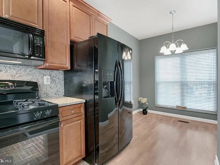 12155 Wedgeway Pl — Photo 4