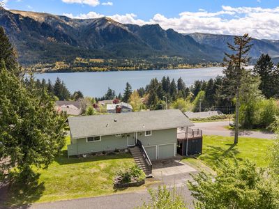 270 NE Wisteria Way, Stevenson, WA, 98648