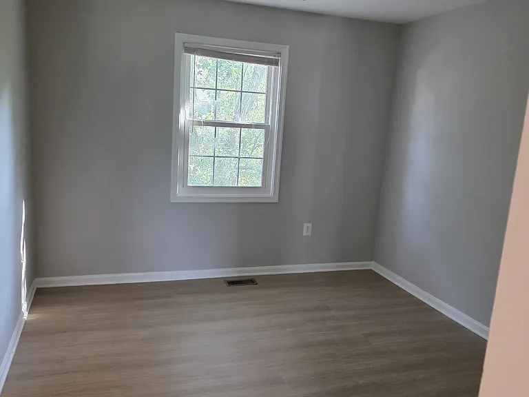 8587 Burlington Ct — Photo 21