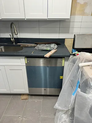 Rented by Amorelli Realty | media 24