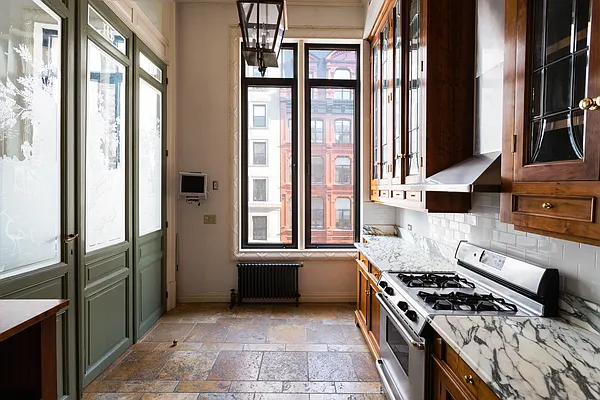 Rented by Independent Properties NYC Inc | media 18