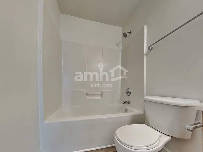1516 Clover Ridge Ct — Photo 13