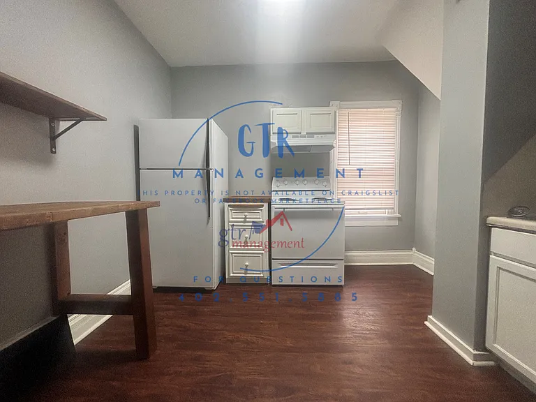 3352 T St — Photo 4