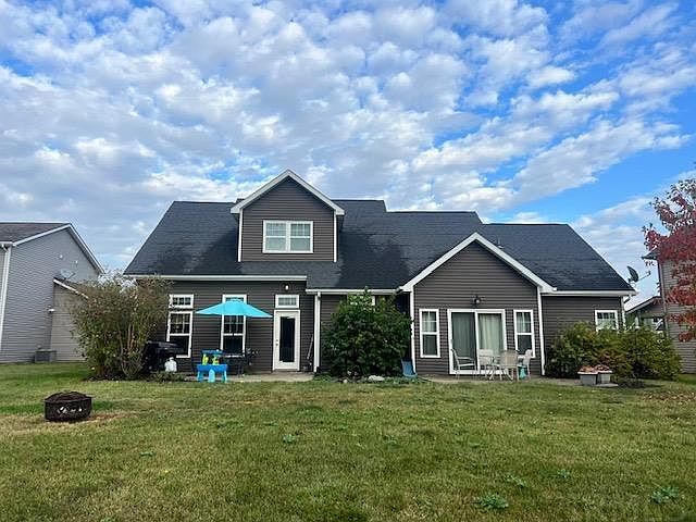 2nd image of 1615 Genoa Ct