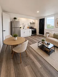 368 Shepherd Avenue, #608A