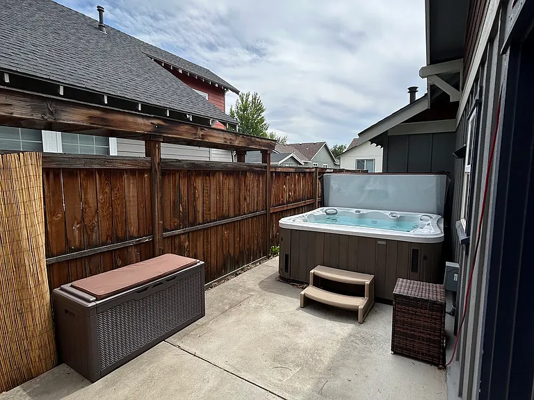 21365 Oakview Dr — Photo 22