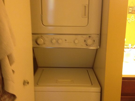 3rd image of 1573 Raymond Dr APT 202