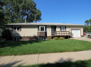 313 21st St NW #A, Minot, ND 58703