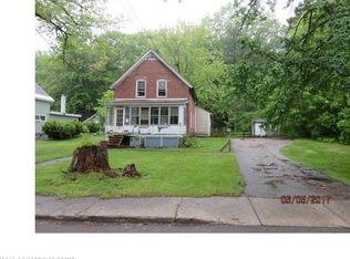 21 Howard St, Springvale, ME 04083