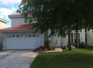 10664 Oak Lake Way, Boca Raton, FL 33498