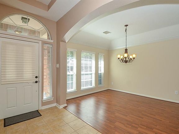 2nd image of 1810 Quail Grove Ln