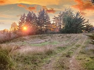 1830 Dixie Ln, McKinleyville, CA 95519