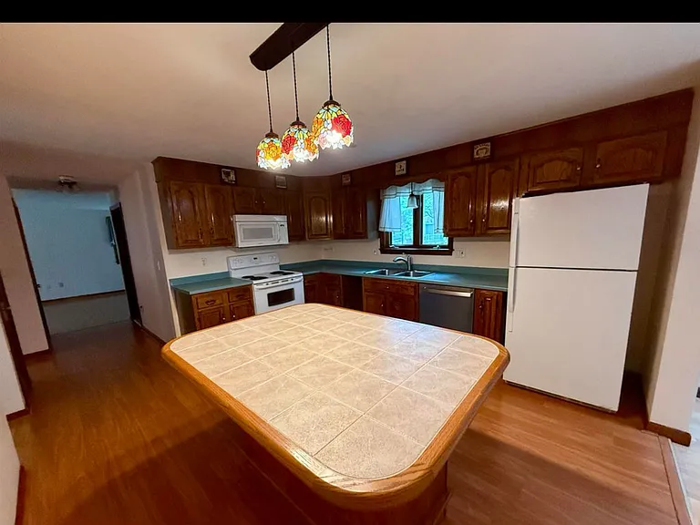 69 Timberline Dr — Photo 8