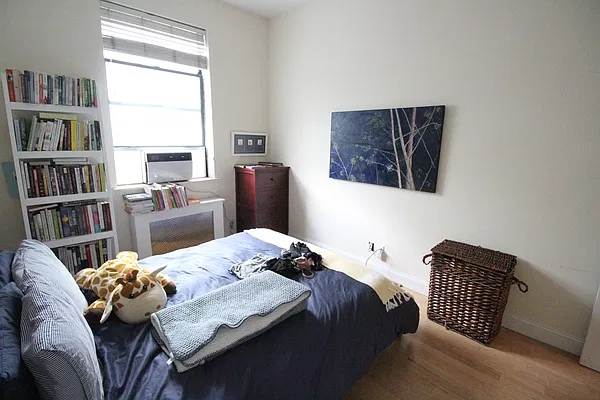 Rented by Luxor Homes & Investment Realty | media 18
