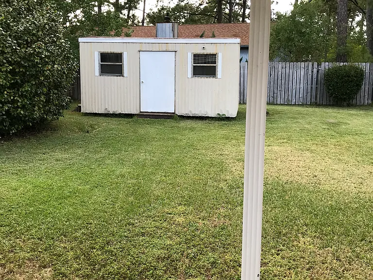 912 Spruce Ct — Photo 19