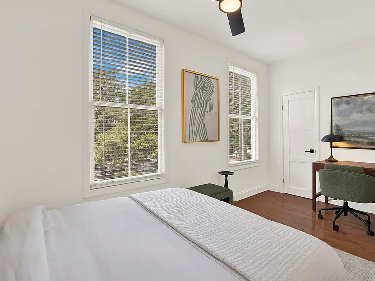 214 Houston St #B — Photo 18