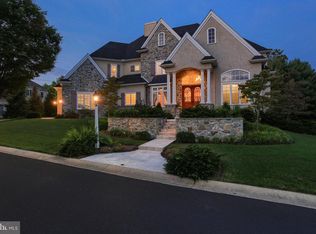 609 Bent Creek Dr, Lititz, PA 17543