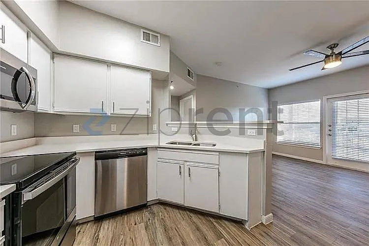 Kitchen 2
